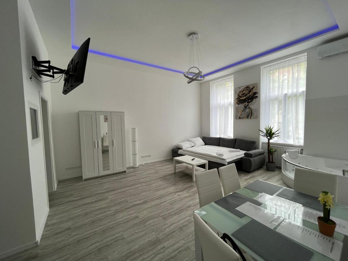 Luxury Apartment In The Central Budapesta Exterior foto